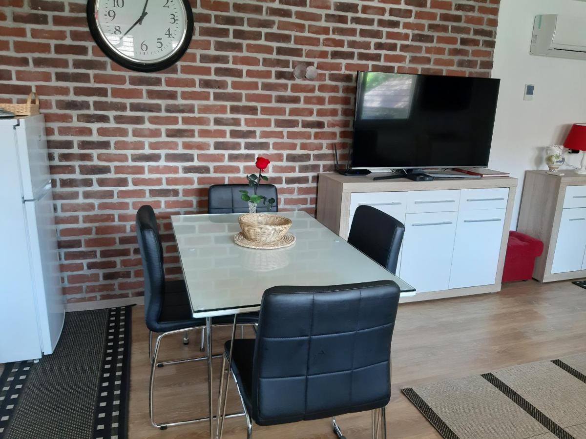 Apartments Isabella Ptuj Luaran gambar